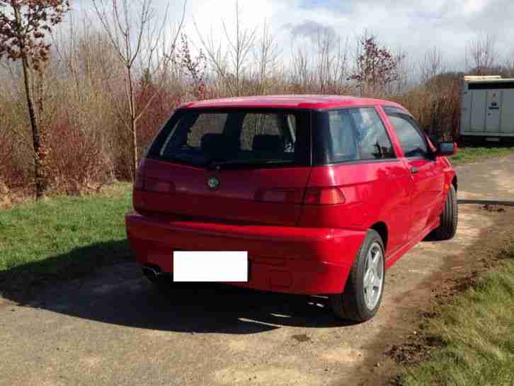 Alfa Romeo 145 / 90 PS / rot / 115000 km / 8-fach bereift /TÜV 01/16 /Boxer /VB