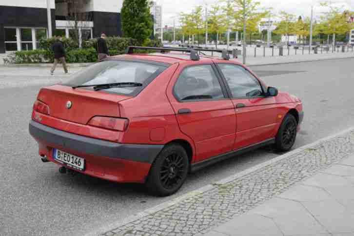 Alfa Romeo 146 Boxer 1.6 Rot mit Vialle Autogas
