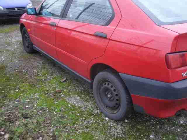 Alfa Romeo 146 TD Steht seit 10 jahre Abgemeldet Fahrbereit Bastler