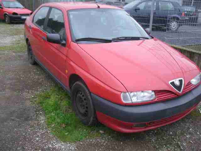 Alfa Romeo 146