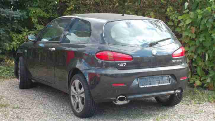 Alfa Romeo 147 1, 6 T Spark Unfallfahrzeug Bastlerfahrzeug