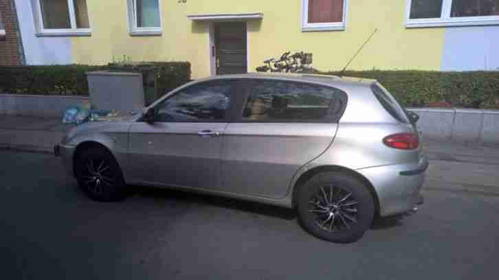 Alfa Romeo 147 1.6 Twin Spark (67.000km + Sommerreifen)