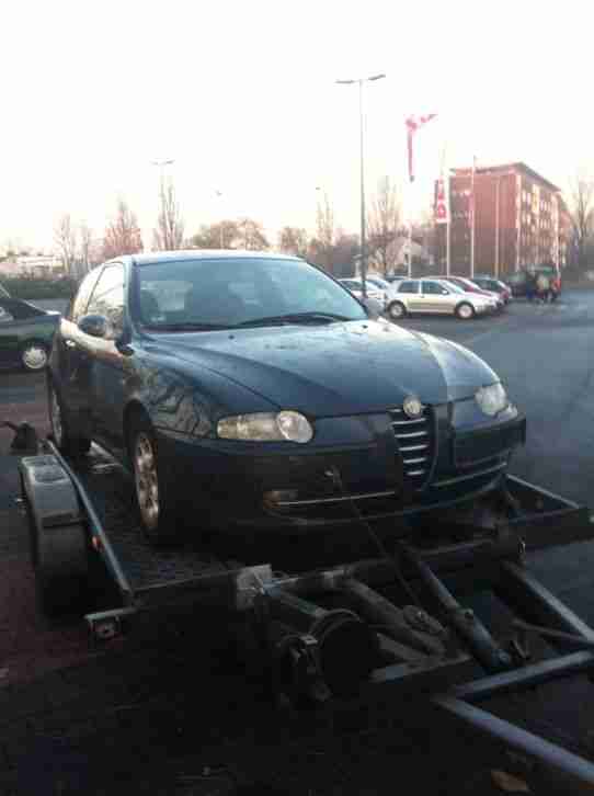 Alfa Romeo 147 1.9 JTD Diesel Bastler Export Schlachtfest oder wiederherrichten
