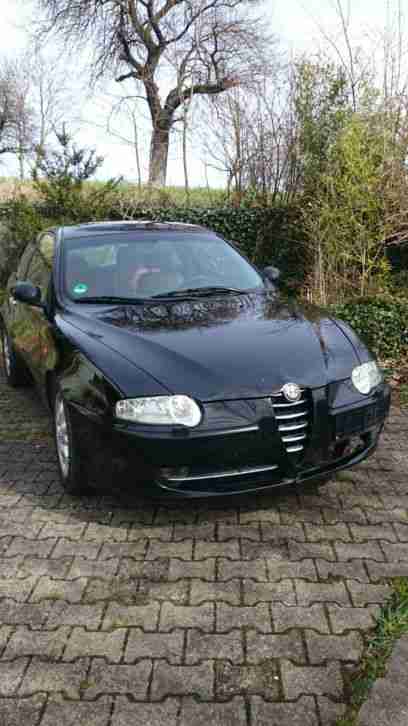 Alfa Romeo 147 2,0 Schwarz Leder Bose TÜV Absolute Vollausstattung