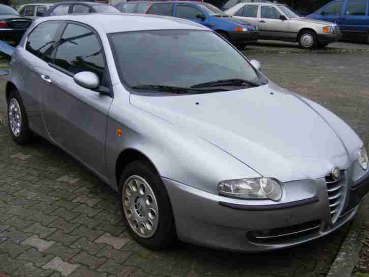 Alfa Romeo 147 2.0 Selespeed - 1. Hand , Lagerschaden !
