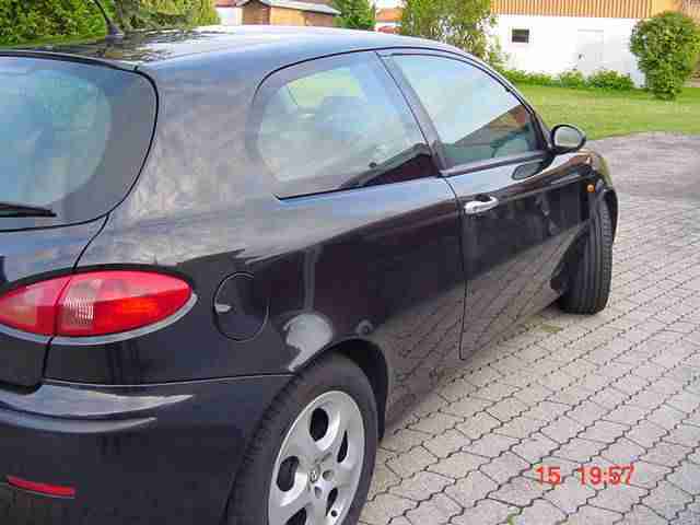 Alfa Romeo 147 937 2,0 16V Twin Spark Winterauto Auto TÜV NEU / AU ohne Mängel