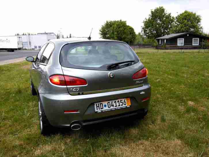 Alfa Romeo 147 Selespeed Facelift 4 Türig 150 Ps Voll. Tüv März 2016