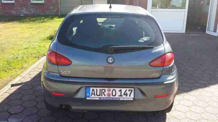 Alfa Romeo 147, silber-grau