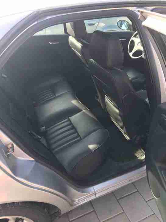 Alfa Romeo 156 2.0 16V LEDER TÜV 12-2018 + 18 Zoll FELGEN