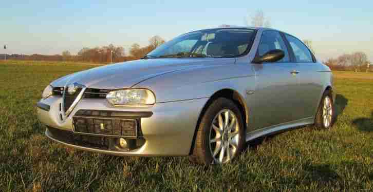 Alfa Romeo 156 2.0TS Tüv Neu