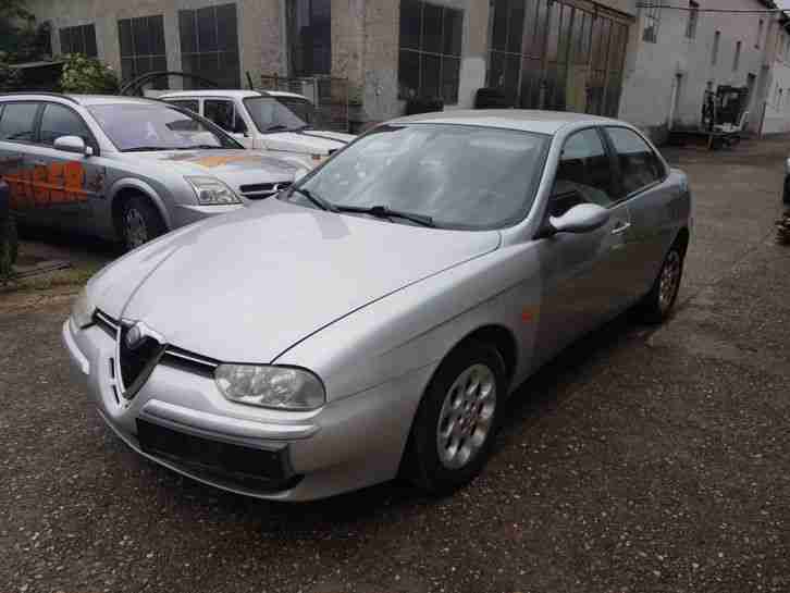 Alfa Romeo 156 Berlina 2, 5 V6 24V Limousine Automatik Leder 192 PS 145 Tkm