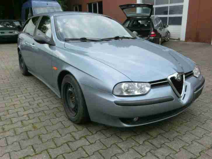 Alfa Romeo 156