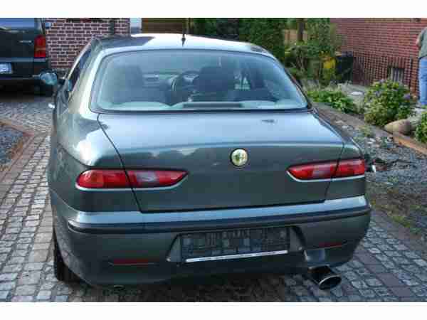 Alfa Romeo 156