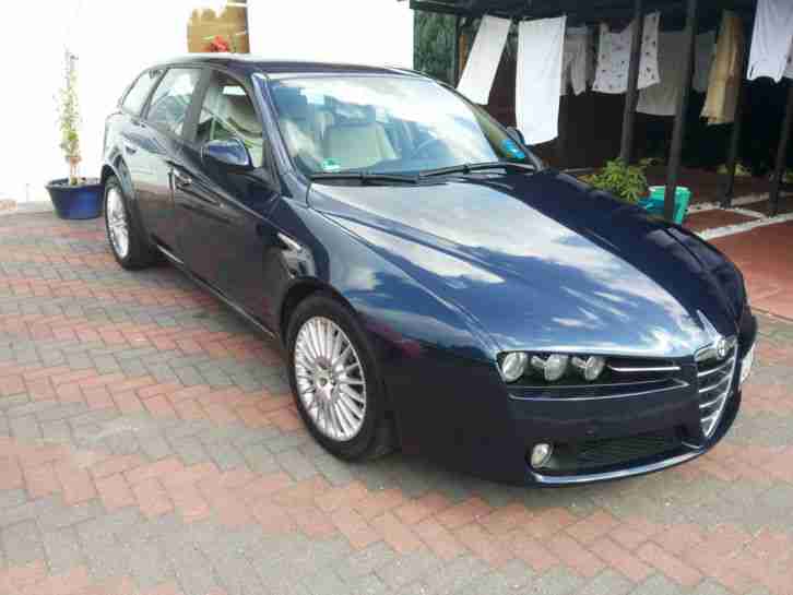 Alfa Romeo 159 Sportwagon 1.9 JTDM 16V Q-Tronic Automatik 2* Hand Scheckheft