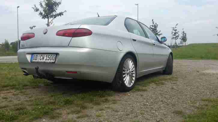 Alfa Romeo 166 2.4 jtd 20v distinctive TÜV/AU 01.2017