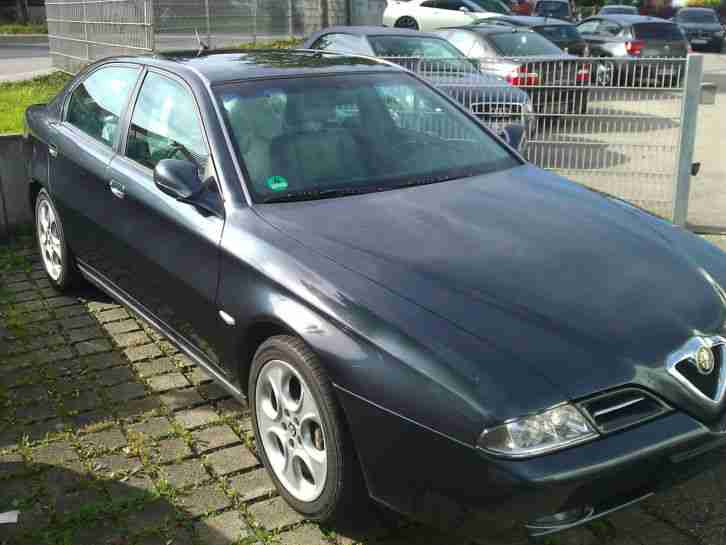 Alfa Romeo 166