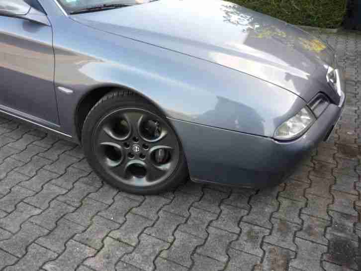 Alfa Romeo 166