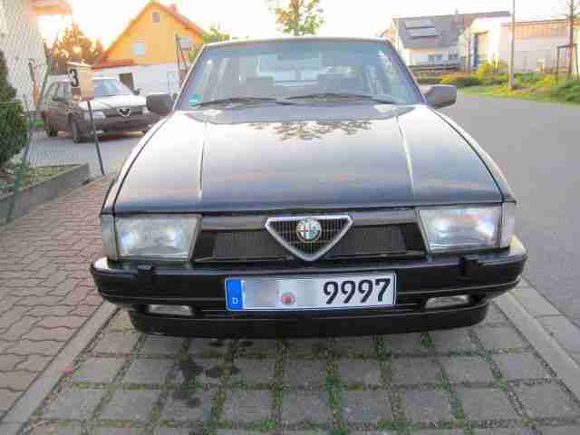 Alfa Romeo 75, 2.0 Twin Spark, schwarz, ungeschweißt, guter original Zustand