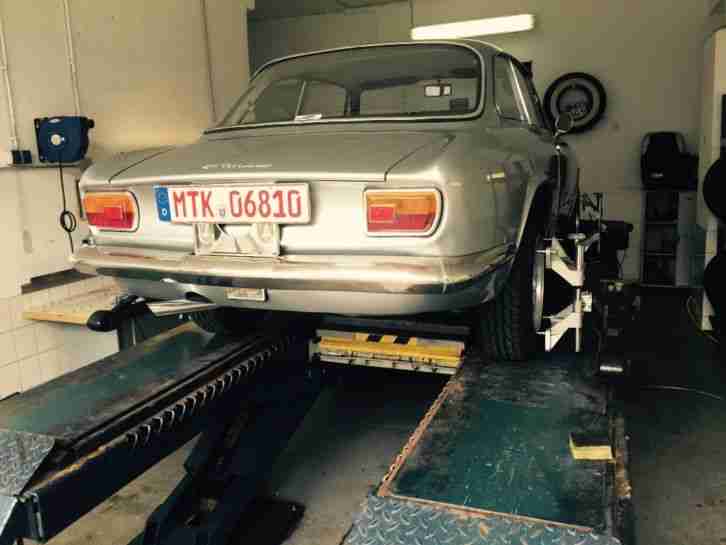 Alfa Romeo Bertone Guilia 1,3L Junior Kantenhaube Restauriert GTA Felgen