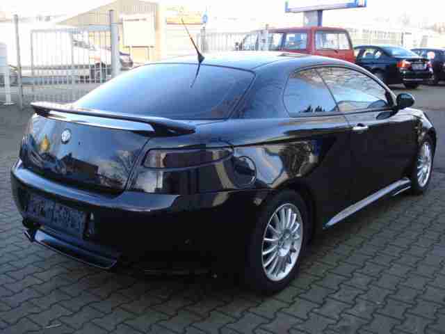 Alfa Romeo GT 1.9 JTD M-Jet Sportiva Leder * Klima * Euro-4