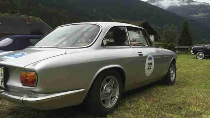 Alfa Romeo GT 1300 Junior Bertone