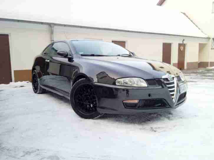 Alfa Romeo GT 2, 0JTS Tüv bis 03.2018 Vieles neu , schöner Eyecatcher
