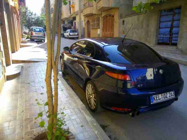 Alfa Roméo GT 2.0l JTS BERTONE Automatique 2004 150 000km