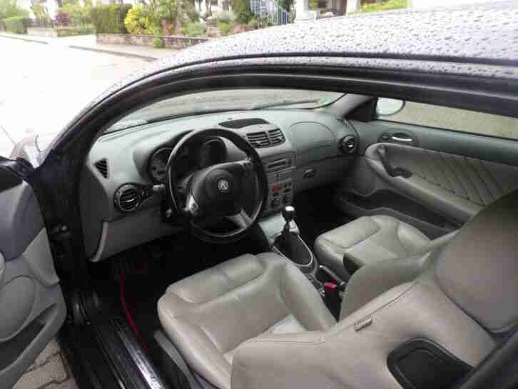 Alfa Romeo GT 3.2 V6 Distinctive