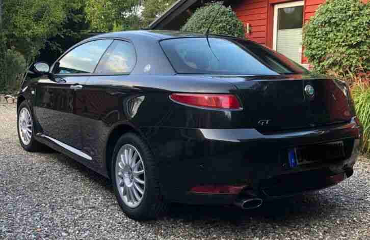 Alfa Romeo GT, TÜV/Au 3/22, wenig Kilometer ...