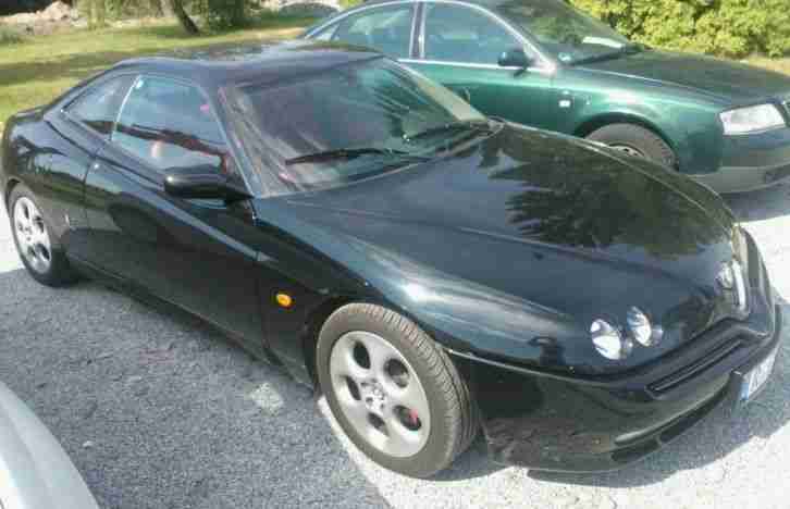 Alfa Romeo GTV 3,0 V6 24V schwarz / rotes Leder 220 PS