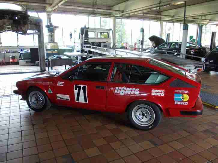 Alfa Romeo GTV 6 Gruppe A, Rennwagen