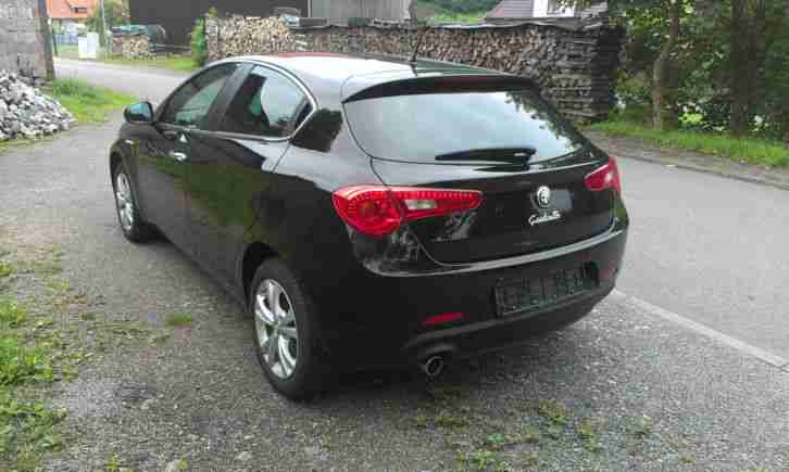 Alfa Romeo Giulietta 1.6 JTDM 16V Turismo NAVI Sitzh.Xenon PDC
