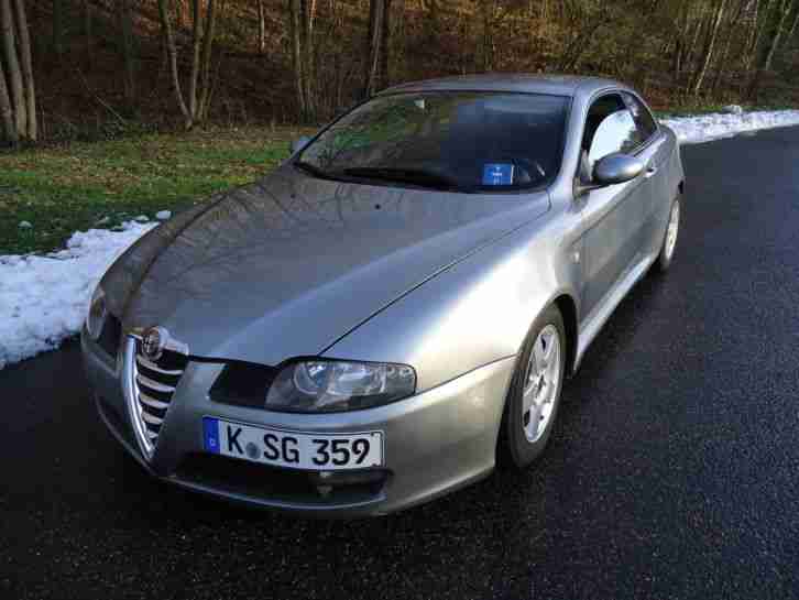 Alfa Romeo Gt JTD Distinktiv 150PS