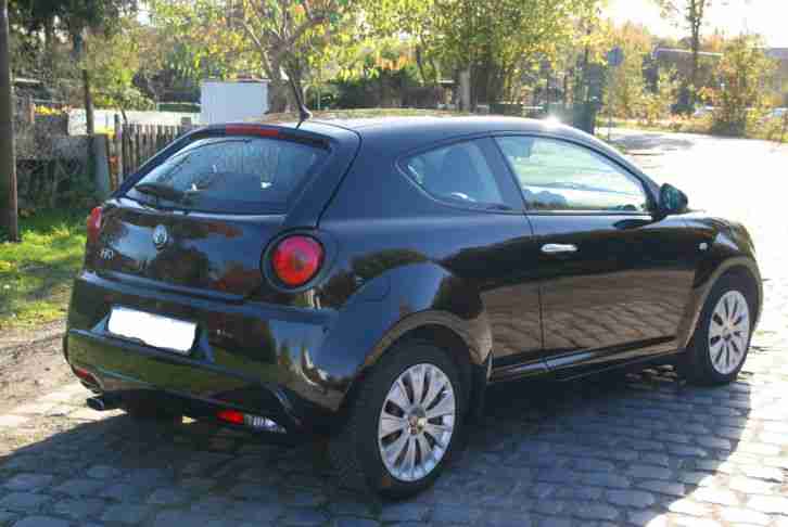 Alfa Romeo Mito im Schicken Schwarz mit eine Gasanlage (LPG) 1.Hand