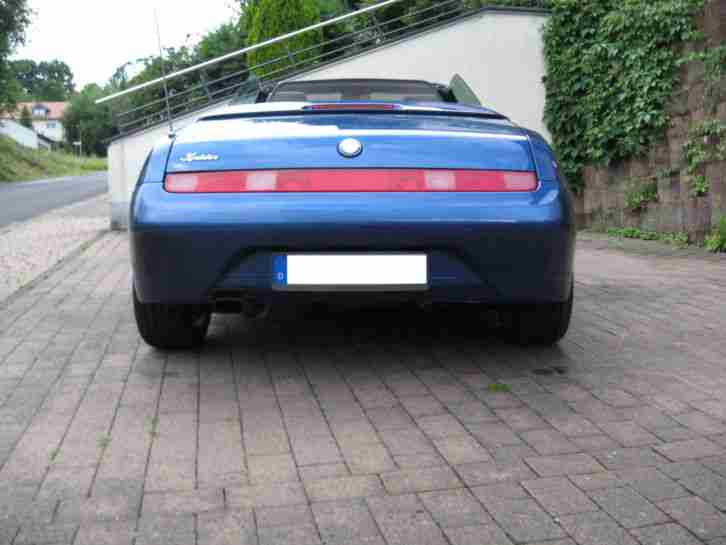 Alfa Romeo Spider 2.0 JTS Edizione 2004 Blau