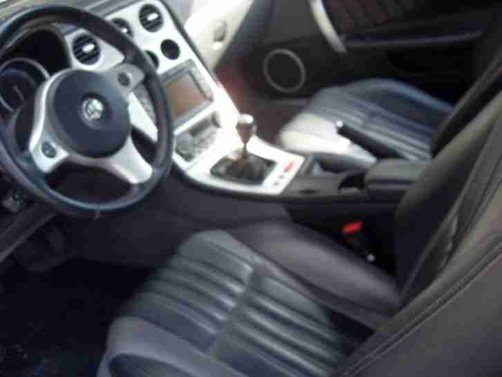 Alfa Romeo Spider 3,2 Exclusive Q4 Navi 2. Hand unfallfrei wenig Km Steuerkette