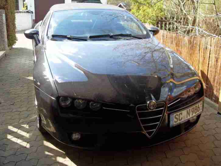 Alfa Romeo Spider 3, 2 Exclusive Q4 Navi 2. Hand unfallfrei wenig Km Steuerkette