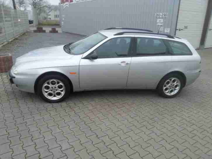 Alfa Romeo Sportwagon (KOMBI) 1.6 TS"""Schöner Zustand""Modell 2001""