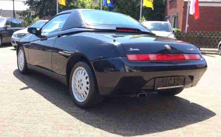 Alfa Spider 2.0 Twin Spark mit Hardtop , 77.000 km scheckheft schwarz-met