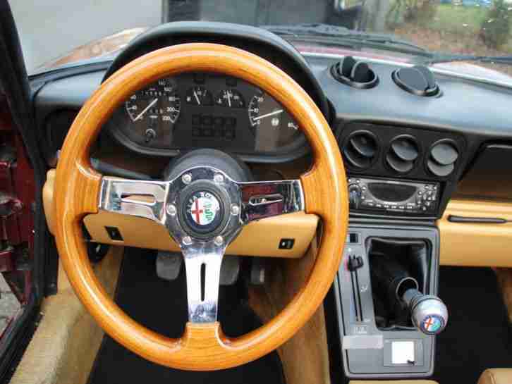 Alfa Spider 2 Liter mit Hard Top