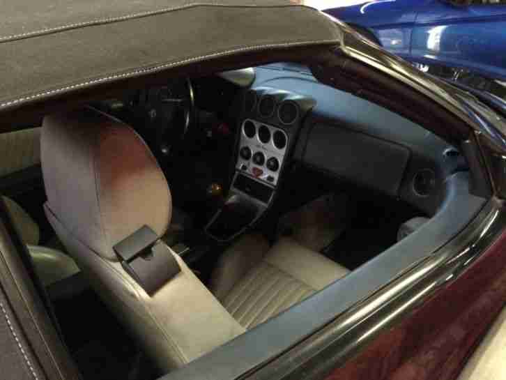 Alfa Spider 916 2.0 TS, Schwarz