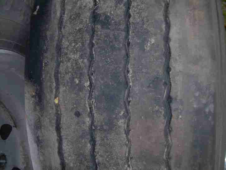Alufelgen ALCOA mit Reifen 385/65 R 22,5 Einpresstiefe 0