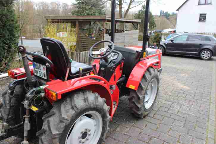 Antonio Carraro SN 6500 V/Schmalspurschlepper/Schmalspurtraktor/Traktor