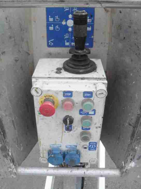 Arbeitsbühne Dino 210 XT Bj. 02 Bi-Antrieb Diesel & Strom Anhängerbühne Top !!!!