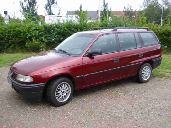  Astra F Caravan Kombi 1995 Tüv 06/2016 SSD AHK