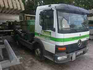 Atego Absetzkipper LKW Teleskopierbar