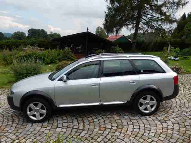 Audi 2,5 TDI Quattro 1.Hand mit Scheckheft!