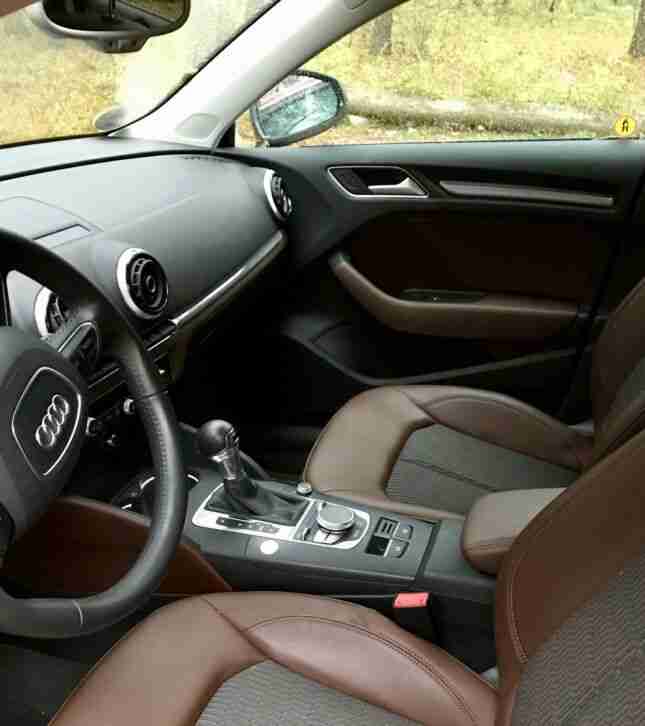 Audi A3 1.4 TFSI Sportback S tronic Ambiente Navi Xenon ACC Misanorot Perleffekt