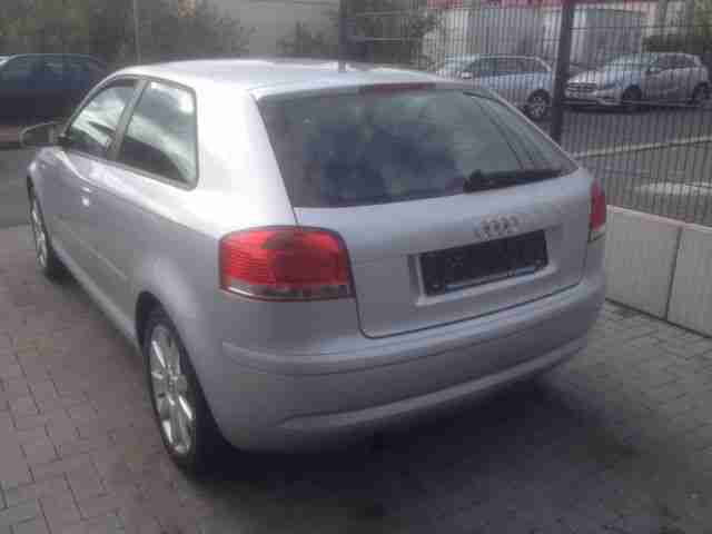 Audi A3 1.6 Attraction 2.Hand top gepflegt Klimaautom