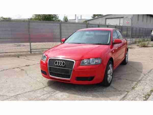 Audi A3 1.6 Sportback Attraction 1er HAND/SCHECKHEFT